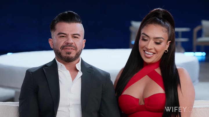 Sandra And Ivan: Wife Treats Her Man To A Front-Row Show - Sandra, Isiah Maxwell
