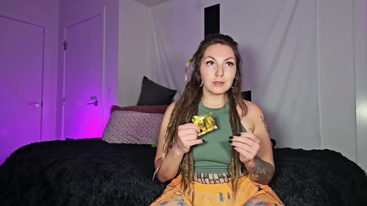 Spookybunz Clips - He's too big for condoms babe
