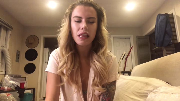 MissIvyDoll - Friendzoned Sleepover