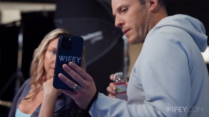 Callie And Jackson - Spit-Roasted Hotwife Gets BBC Creampie - Callie Carter, Sheem, Jamie Knoxx