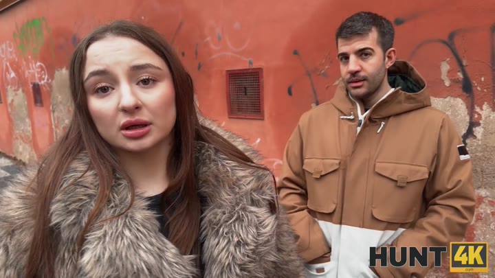 Hunt4k - Huge, huge, huge opportunities - Amber Bloom, Stanley Johnson