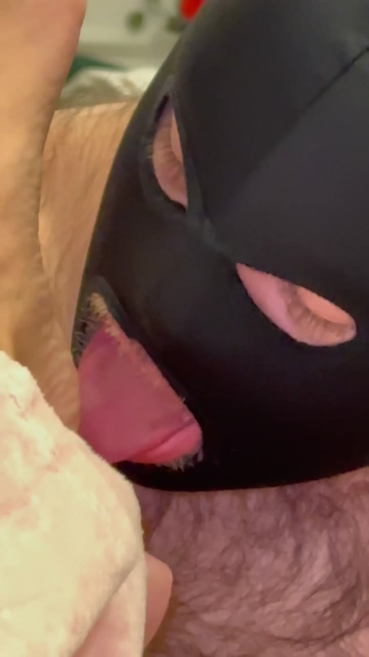 God Slavena - Pindick Cuckold Swallow my boyfriend’s Cum during FOOTJOB jerk-off POV